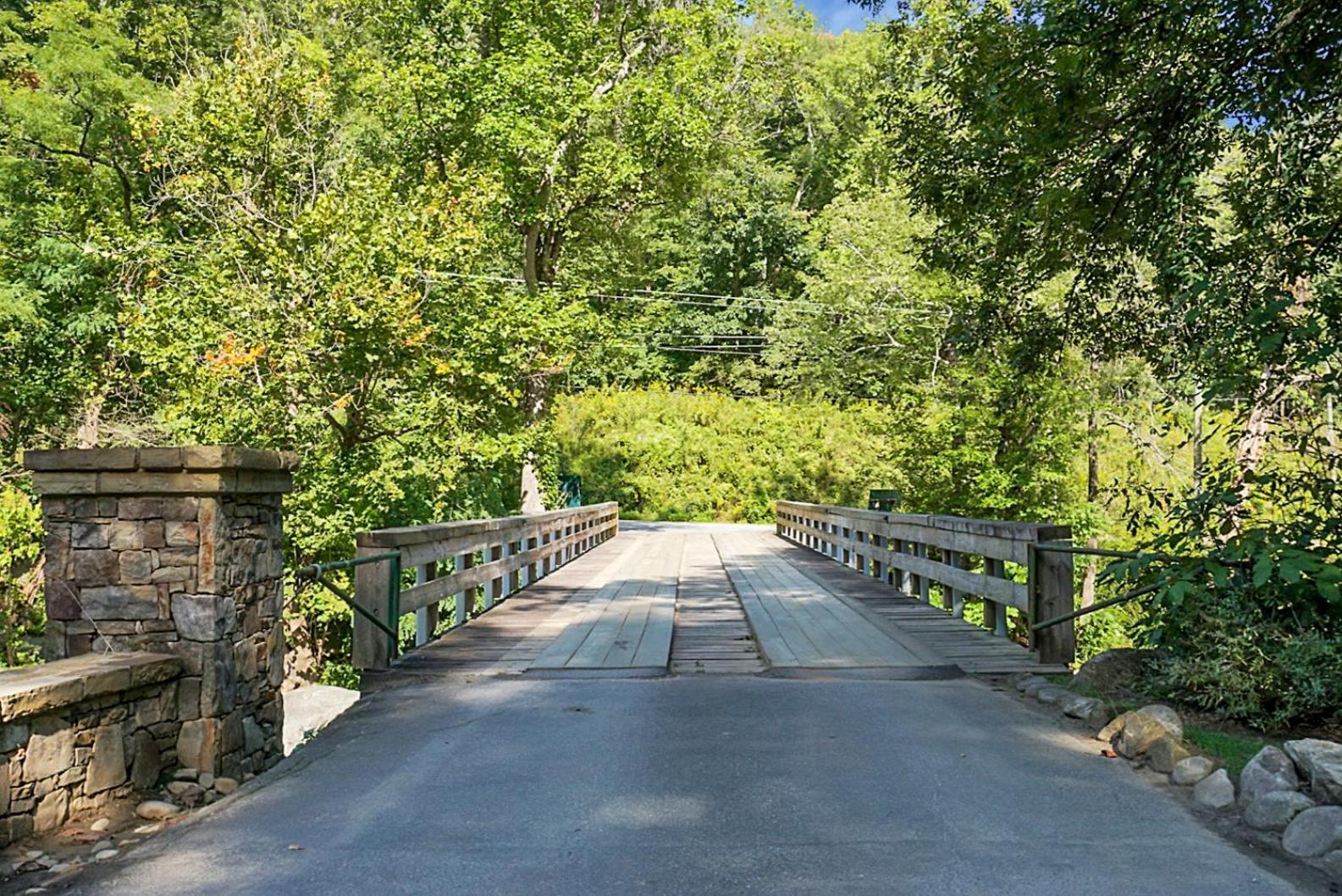 Hickory Falls Inn Chimney Rock Buitenkant foto