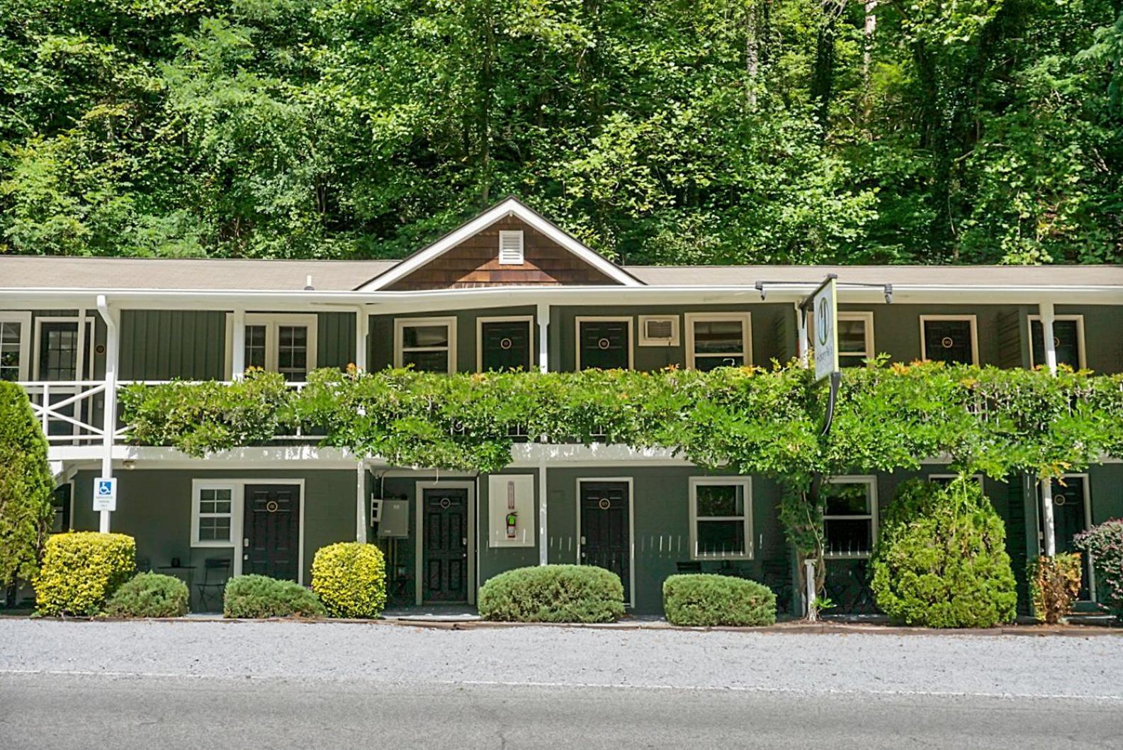 Hickory Falls Inn Chimney Rock Buitenkant foto