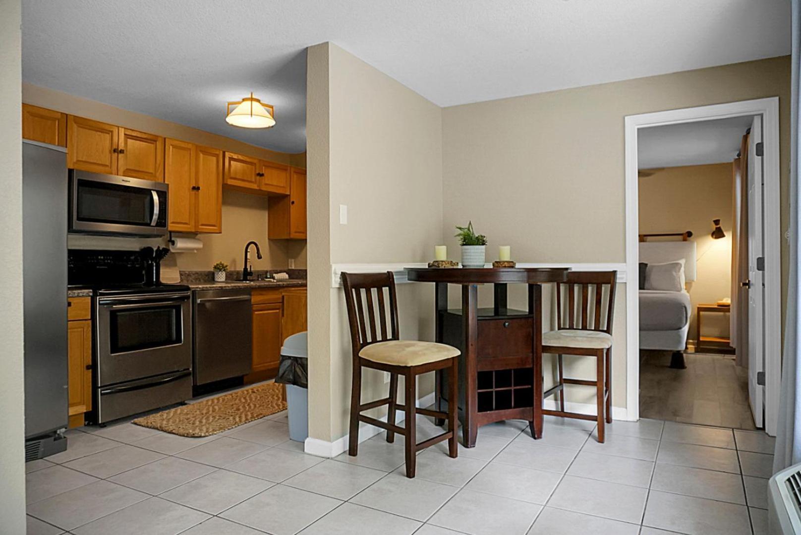 Hickory Falls Inn Chimney Rock Kamer foto